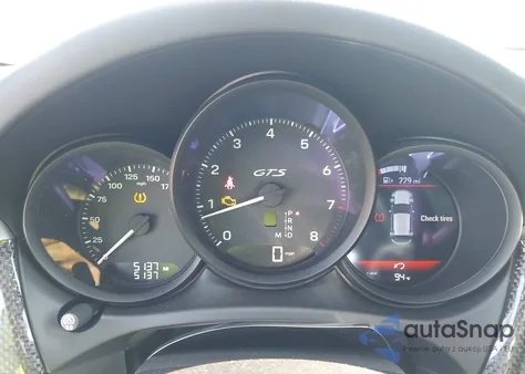 2024 Porsche Macan Gts z USA, uszkodzony, nr VIN WP1AF2A51RLB56857